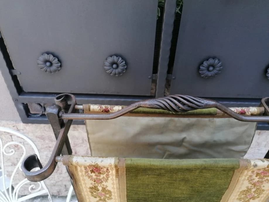 Biedermeier stalak od kovanog željeza