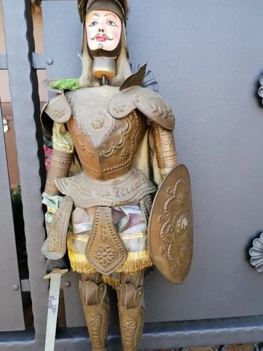 Figura viteza od metala