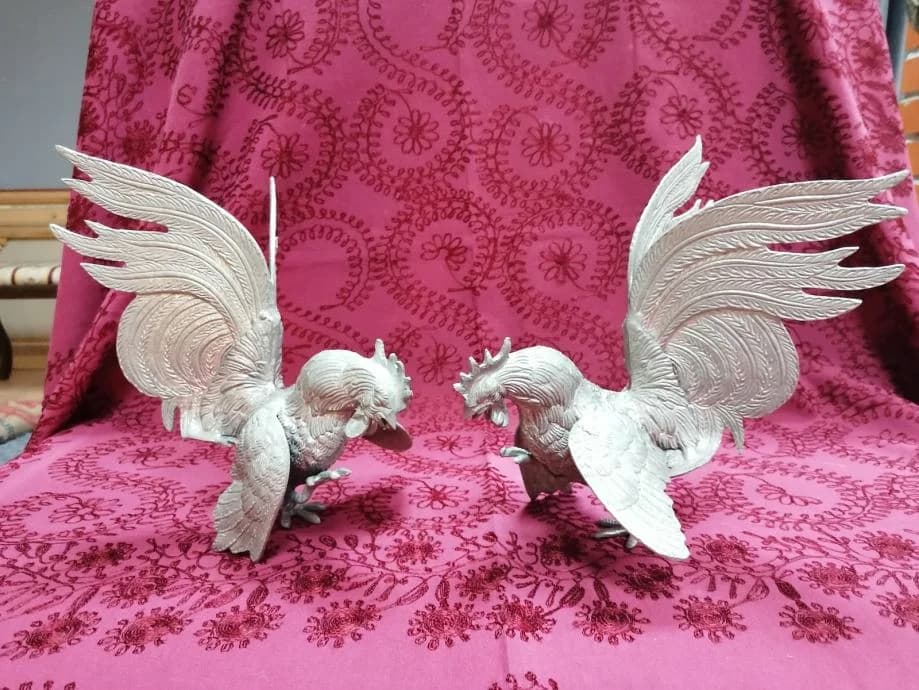 Figure pijetlova od metala