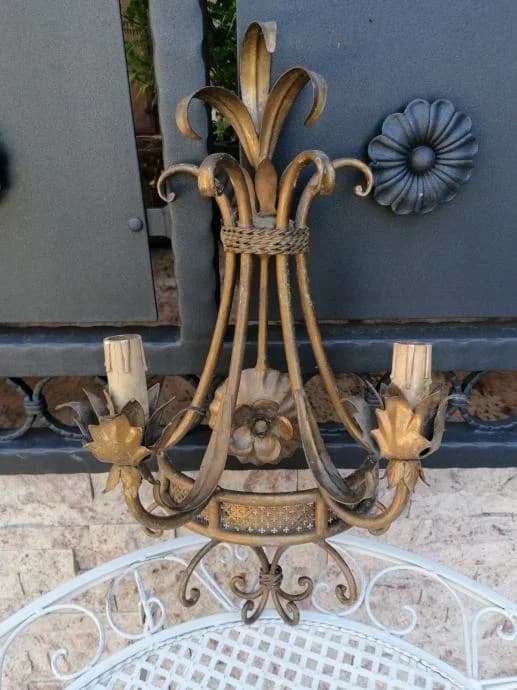 Francuski svjećnjak od metala
