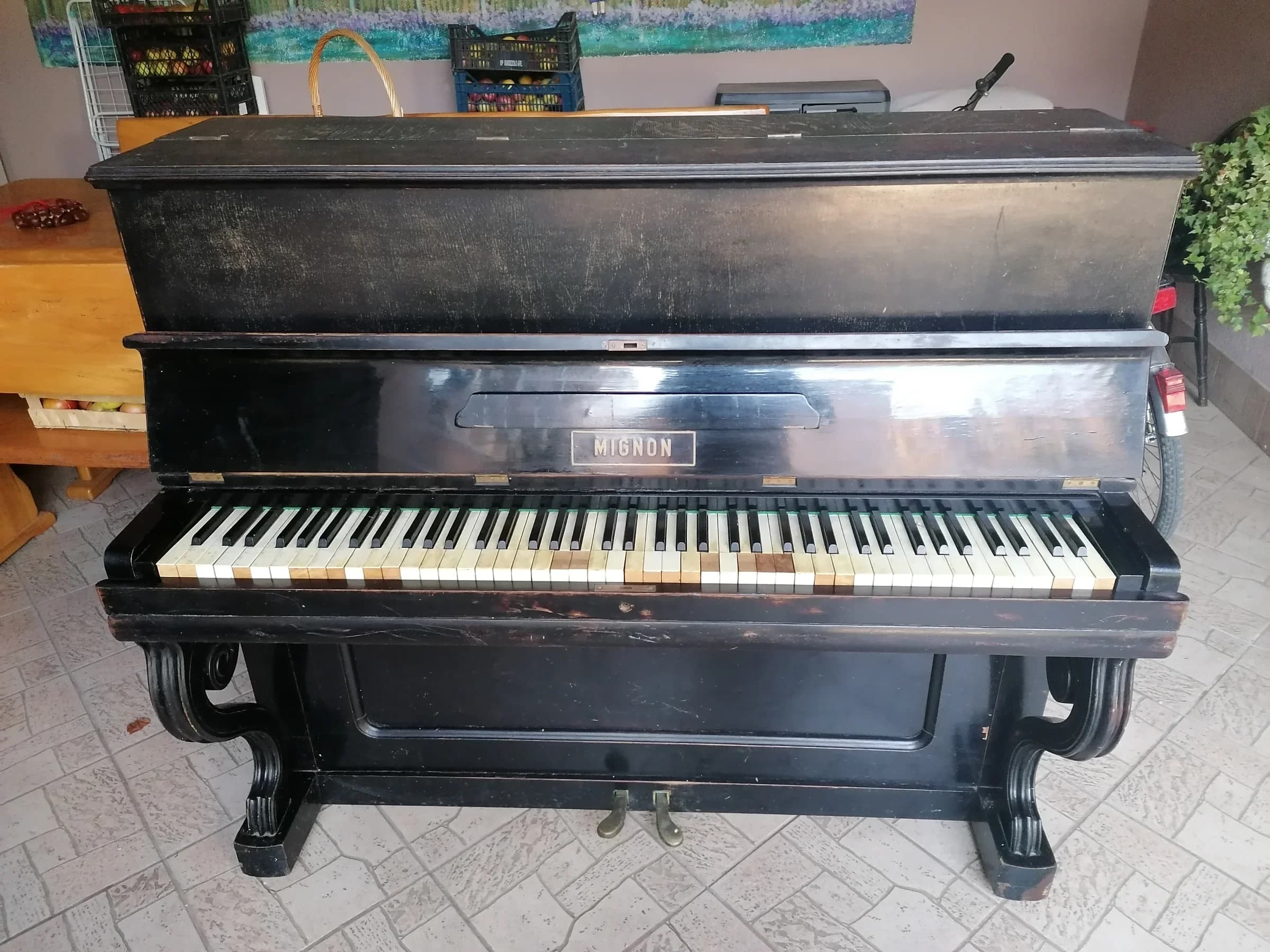 Mignon - antik francuski pianino