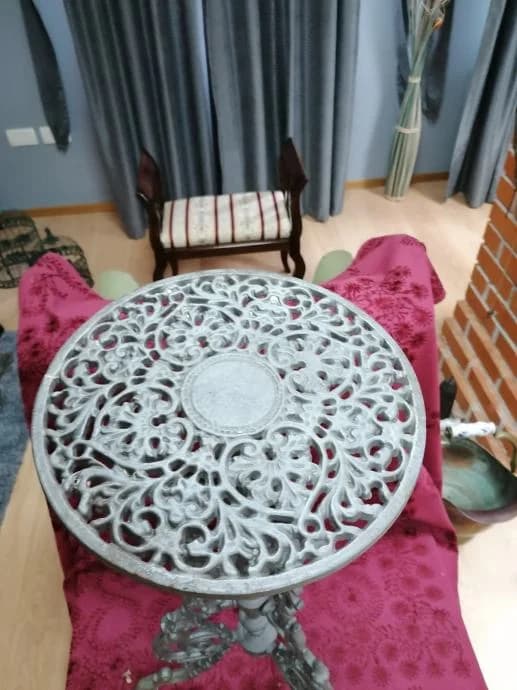 Neobarokni pijadestal od željeza 3