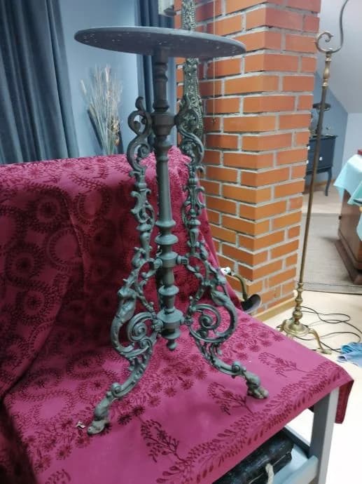 Neobarokni pijadestal od željeza 6