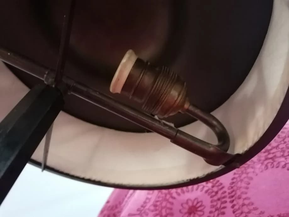 Secesijska lampa od baršuna i metala 2