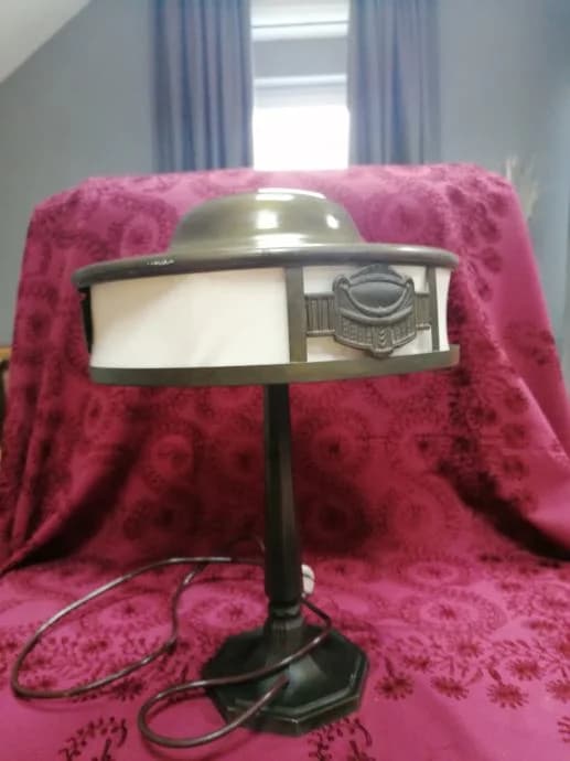 Secesijska lampa od baršuna i metala 5